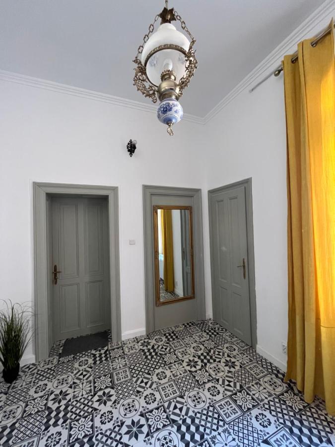 Barty Downtown Apart 1 Timişoara Exterior foto